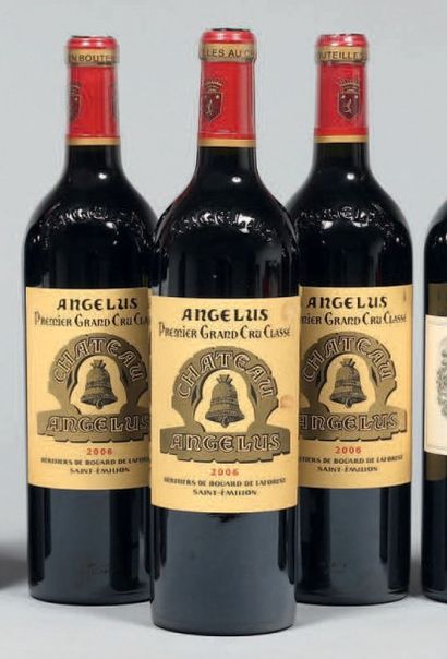null Château ANGELUS 3 bouteilles, 2006.
Capsule-congé en plastique.
Etiquettes ...
