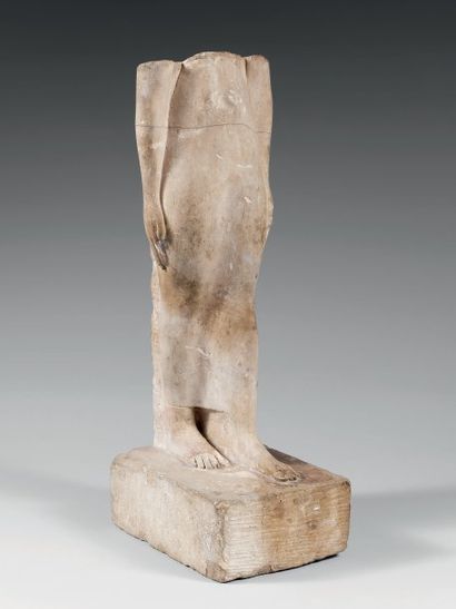 null Statue acéphale en calcaire Prêtresse Tagerem « épouse du Dieu ». Egypte, début...