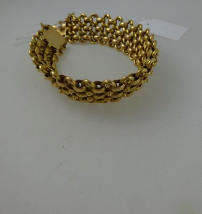 null Bracelet souple en or jaune (750) à maillons enlacés rehaussés de perles reliés...