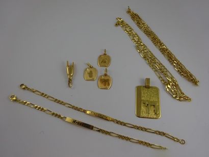 null Lot de bijoux en or jaune (750) dont chaînes de cou maille gourmette, pendentifs,...