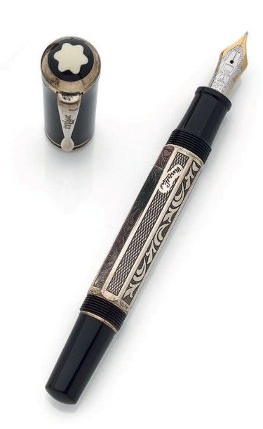 MONTBLANC MEISTERSTUCK Marcel Proust 
Stylo plume en argent (925) et résine noire,...