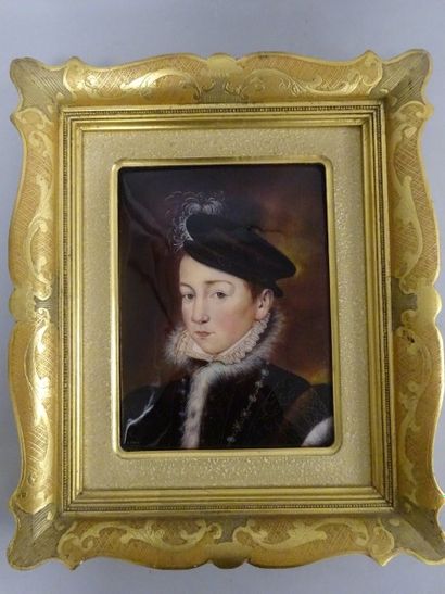 Camille FAURÉ (1874-1956), Limoges, France 


Portrait du Dauphin Charles IX. 


Email...