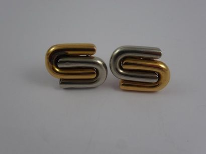 null Paire de boutons de manchette en platine (950) et or jaune (750) formés de deux...