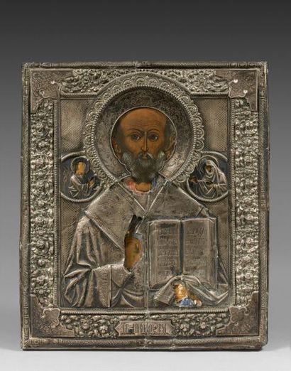 RUSSIE 

Icône rectangulaire peinte sur bois représentant Saint-Nicolas le Thaumaturge,...