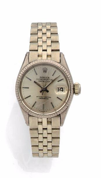 ROLEX Oyster Perpetual Datejust
Montre bracelet de dame en or gris (750).
Boîtier...