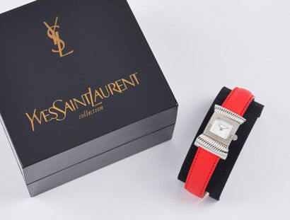 Yves SAINT LAURENT collection 

Montre bracelet de dame, boîtier en acier figurant...