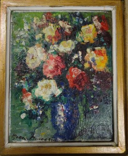 Mério AMEGLIO (1897-1970) 

Vase fleuri.

Huile sur panneau d'Isorel.

Signée en...