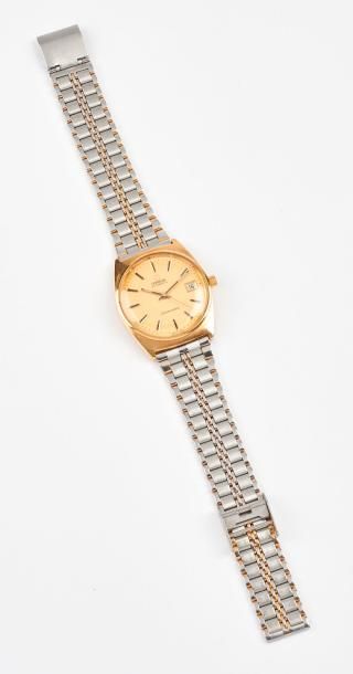 OMÉGA, Seamaster 

Montre bracelet d'homme en acier et métal doré.

Boîtier circulaire,...