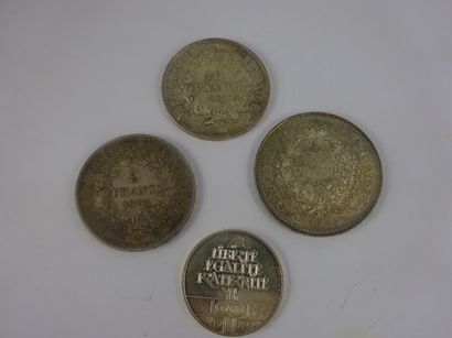 null Lot de pièces en argent : 

- une pièce de 5 Francs, 1873. 

- une pièce de...
