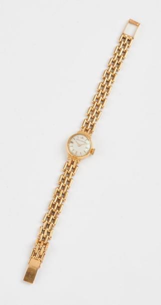 JAEGER LECOULTRE 

Montre bracelet de dame en or jaune (750), boîtier rond, cadran...