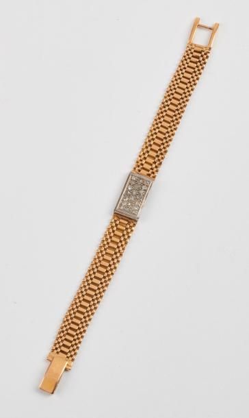 null Bracelet ruban en ors jaune et gris (750) à maille fantaisie articulée, orné...