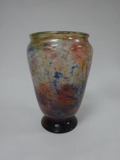 Paul NICOLAS dit D'ARGENTAL (1875-1952) 

Vase conique à col resserré et sur talon...