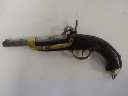 null FRANCE

Pistolet de cavalerie à silex modifié à percussion, modèle 1822T.

Platine...