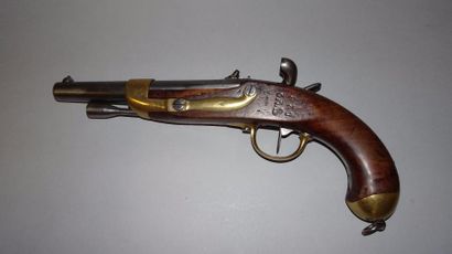 null FRANCE.

Pistolet modèle 1822 TBIS.

Canon rond.

Platine signée « Manufacture...
