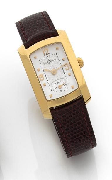 BAUME & MERCIER, Hampton Milleis 

Montre bracelet de dame en or jaune (750).

Boîtier...