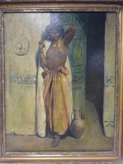 Ecole italienne de la fin du XIXème siècle 

Jeune femme africaine, devant une porte.

Huile...