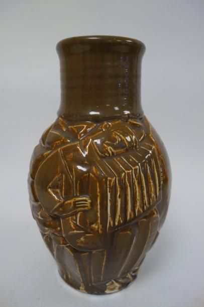 Édouard CAZAUX (1889-1974) & Norton Ed. 

Vase de forme balustre en grés émaillé...