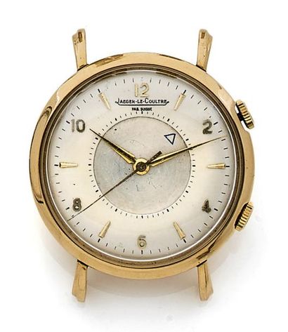JAEGER-LECOULTRE Memovox Boîtier rond de montre bracelet d'homme en or jaune (750)....