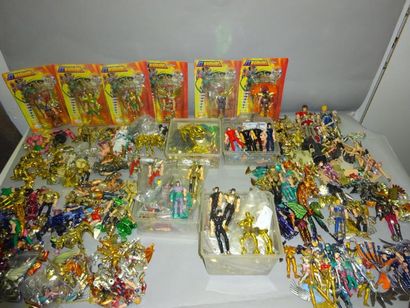 null CHEVALIERS DU ZODIAQUE

Lot de +/- 70 Figurines + pieces détachées.

Circa 1980...