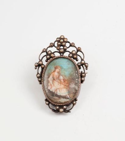 null Broche miniature en argent (min.800) ornée d'une miniature, figurant une femme...