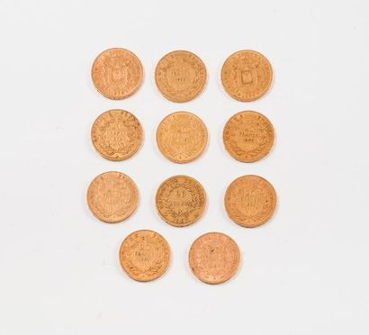 null Lot de 11 pièces de 20 Francs en or : 

1 de Napoléon, 1807, Paris - 1 de Napoléon...
