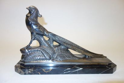 D'après Maurice FRECOURT (1890-?) 

Faisan.

Epreuve en bronze à patine argentée.

Contre-socle...