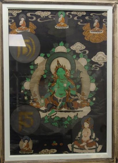 TIBET 

Tara verte, entourée de petits Bouddha assis sur des nuées.

Tangka à la...