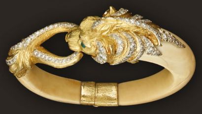 Spectaculaire bracelet en ivoire et or jaune...