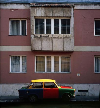 Michel HOSSZU (1944) 

Trabant à Budapest. 2008. 

Tirage argentique.

Signé, daté...