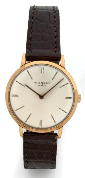 Patek Philippe & Cie, Genève Montre bracelet d'homme.
Boîtier rond en or jaune (750).
Cadran...