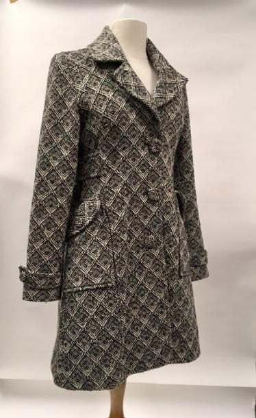 SEE by CHLOE 

Manteau en mélange de laine à motifs de carreaux noir et blanc et...