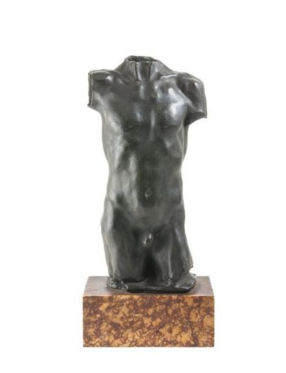 LÉON ERNEST DRIVIER (1878-1951) Torse d'homme, circa 1930.
Épreuve en bronze.
Signée...