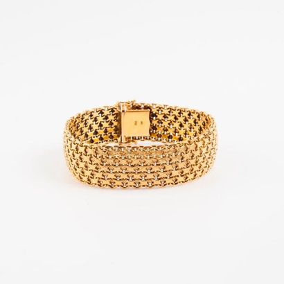 Bracelet ruban en or jaune (750) à maille...
