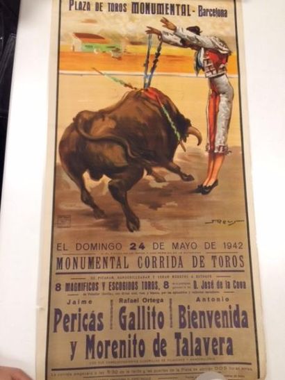 null Quatre affiches de tauromachie par J. REUS : 

- Valencia Manolete 1941.

-...