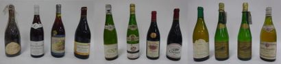 null Mannette de 12 bouteilles de vin : 

- DOMAINE DES MILLARGES Chinon. 

* Bouteille...