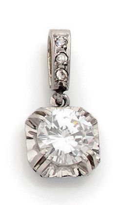 null Pendentif en or gris (750) et platine (850) orné d'un diamant demi-taille en...