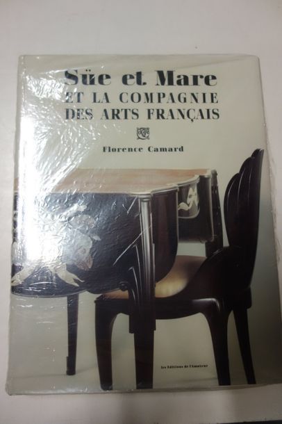 CAMARD Florence 

Süe et Mare et la compagnie des arts français.

Les Editions de...