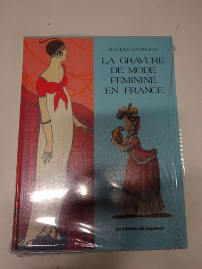 GAUDRIAULT, Raymond 

La gravure de mode féminine en France. 

Les Editions de l'Amateur,...
