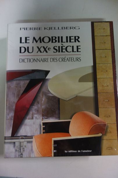 KJELLBERG Pierre 

Le mobilier du XXème siècle, dictionnaire des créateurs. 

Les...