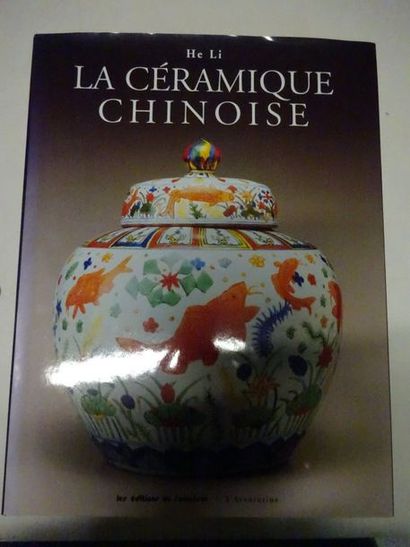 LI, He 

La céramique chinoise. 

Les Editions de l'Amateur, L'aventurine, 1998.

Etat...