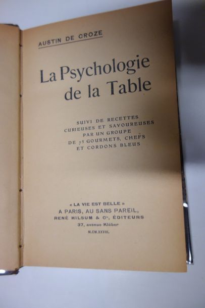 null Lot de livres comprenant : 

- COZE de Austin, La psychologie de la table suivi...