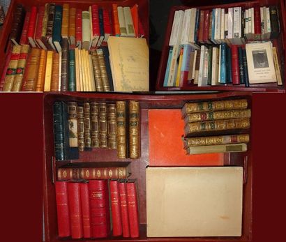 null Quatre mannettes de livres de littérature des XIXème et XXème siècles sur différents...