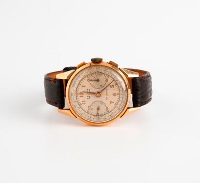 SELVA 

Montre bracelet d'homme chronographe. 

Boîtier circulaire en or jaune (750)....