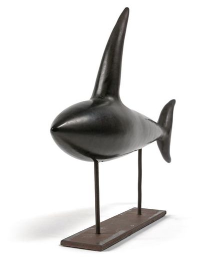Georges JOUVE (1910-1964) Orque, circa 1955.
Céramique émaillée noire.
Signée et...