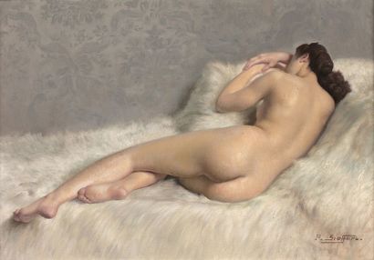 Paul SIEFFERT (1874-1957) Nu allongé de dos.
Huile sur toile.
Signée en bas à droite,...