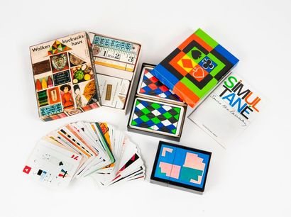 null Lot de trois jeux de cartes dont un d'après Sonia Delaunay.

Usures.