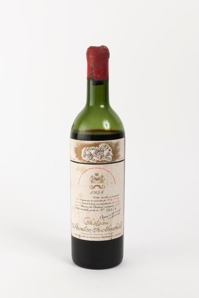 Mouton Rothschild 
1 bouteille 1958.
Niveau très bas/vidange.
Taches à l'étiquette...