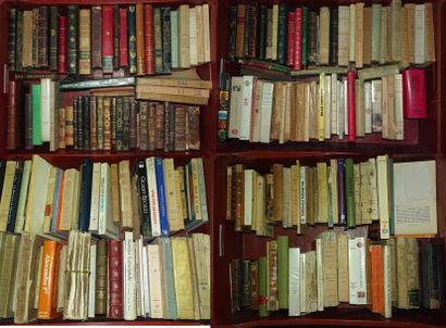 null Quatre mannettes de livres divers brochés ou reliés de littératures XIXème-XXème...