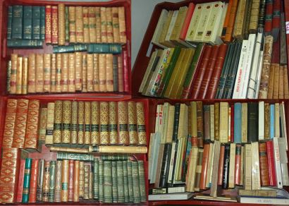 null Quatre mannettes de livres divers brochés ou reliés de littérature XIXème-XXème...