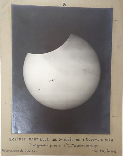 Fernand QUENISSET (1872-1951) 

Eclipse partielle de soleil du 1 novembre 1929 à...